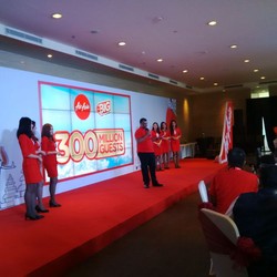 Tony Fernandes: AirAsia Incar 500 Juta Penumpang