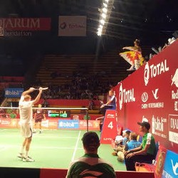 Istora Masih Belum Ramai di Hari Pertama