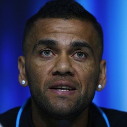 Alves Tolak Label Favorit