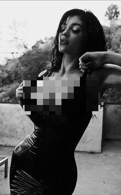 Berusia 18 Tahun, Kylie Jenner Pamer Foto Sensual di Instagram