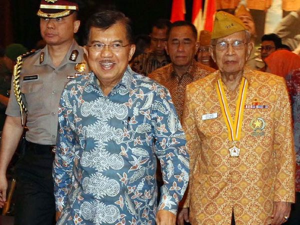 JK Hadiri Peringatan Hari Veteran