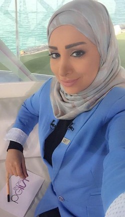 Foto: Warna-warni Jilbab Presenter Cantik Arab, Shaima Alhammadi