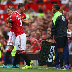 Carrick: Pemain Baru Beradaptasi dengan Cepat, MU Kini Bidik Trofi-trofi