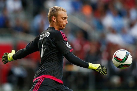 Masih Incar Cillessen, MU?