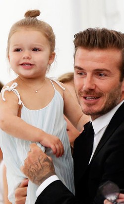 Dikritik Karena Harper Masih Ngempeng, David Beckham Buka Suara