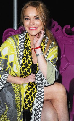 7 Selebriti yang Gemar Foto Tanpa Busana di Instagram