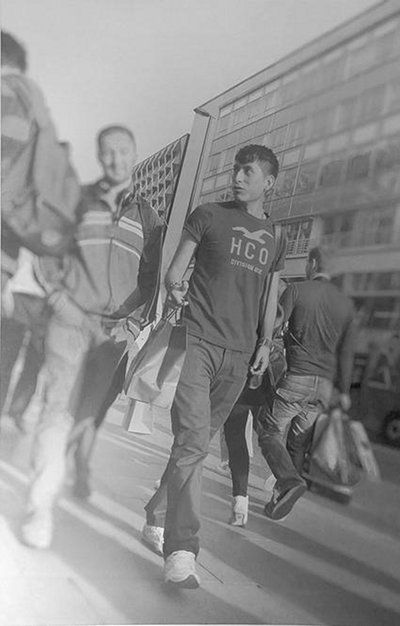 Mirip Fotografi, Lukisan Pensil Ini Harganya Ratusan Juta