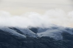 Menpar Arief Yahya Bicara Soal Regulasi Pendakian Carstensz
