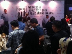 Ratusan Penonton Tak Sabar Menyaksikan Konser Rio Febrian