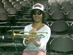 Terumpeter Rio Sidik Bawa Nuansa Jazz ke Love 15 Rio Febrian Romantic Concert