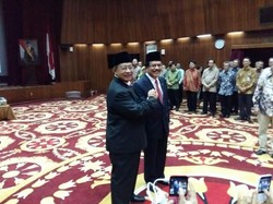 PR Sofyan ke Darmin: Penunjukan Konsultan Kereta Cepat dan LRT