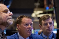 China Bikin Geger Dunia, Bursa Saham AS Anjlok 1%