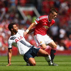 Schneiderlin Tak Terbebani dengan Ekspektasi Besar di MU