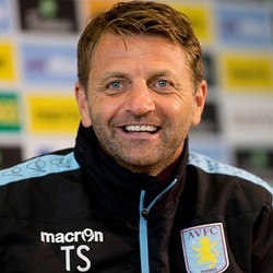 Villa Berhasrat Raih Hasil yang Bikin Fans Tersenyum Saat Menjamu MU