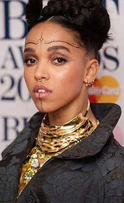 Ini Pasangan Selebriti yang Diejek Karena Fisik Dianggap Tidak Menarik