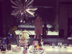 Pamer Tubuh Seksi, Christina Aguilera Topless di Instagram