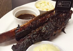 TheHolyRibs: Empuk Lembut Iga Sapi Panggang Berlumuran Saus BBQ Spesial