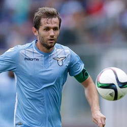 Pemain Lazio Ini Sempat Bujuk Dzeko Agar Tak Gabung ke Roma