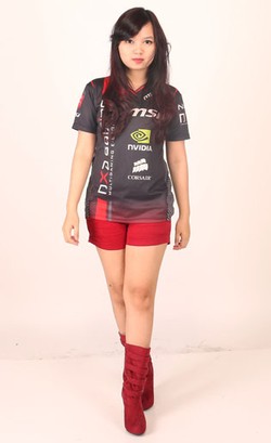 Berkenalan dengan Monica, Gamer Wanita Indonesia