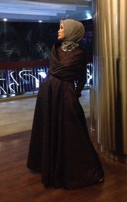 4 Tips Menggunakan Jilbab Paris untuk ke Kantor