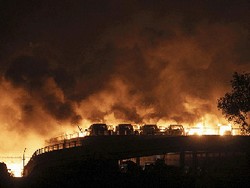 Ngeri, Ledakan Besar di Pelabuhan China Hanguskan Ribuan Mobil