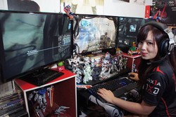 Monica, Gamer Indonesia Cantik Gajinya Rp 137 Juta