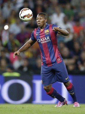 Villa Boyong Adama Traore dari Barcelona