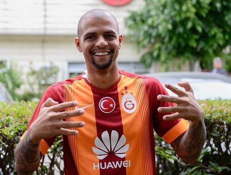 Diincar Inter, Felipe Melo Perpanjang Kontrak dengan Galatasaray