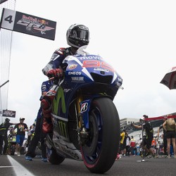 Lorenzo Tercepat di Sesi Latihan Perdana, Marquez Kedua