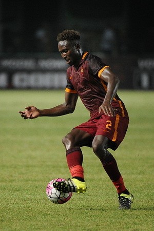 Roma Lepas Yanga-Mbiwa ke Lyon Roma Lepas Yanga-Mbiwa ke Lyon