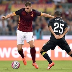 Dzeko & Salah Bersinar, Roma Kalahkan Sevilla 6-4