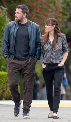 Jennifer Garner Ikut Rayakan Ulang Tahun Ben Affleck Meski Cerai