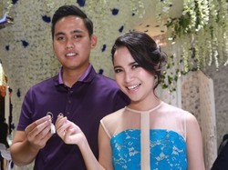 Ikuti Syariat Islam, Chacha Frederica Tak Pakai Cincin Kawin Emas