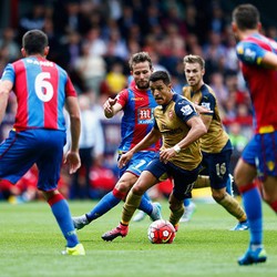 Arsenal Raih Kemenangan Pertama Musim Ini di Kandang Palace