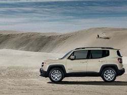 Si Mungil Jeep Renegade Bisa Dipesan di IIMS 2015