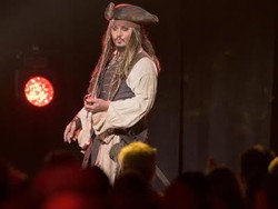 Aksi Komikal Jack Sparrow dan Kejutan dari Pirates of Carribean 5