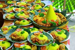 6 Makna Sajian Nasi Tumpeng yang Lezat
