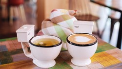 Wouw! Semua Hidangan di Kafe Ini Bertema Kotoran Manusia!