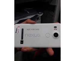 Wujud Nexus 5 (2015) dengan Sensor Sidik Jari