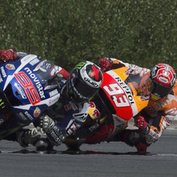 Lorenzo Sebut Kemenangannya Kecilkan Peluang Marquez untuk Jadi Juara Dunia