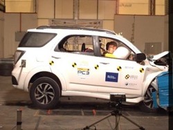 Uji Tabrak, Toyota Rush Anyar Raih 4 Bintang