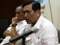 Luhut Panjaitan Gelar Jumpa Pers
