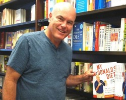 Berat Badan Guru Ini Turun 27 Kg Setelah Konsumsi McDonalds Selama 6 Bulan