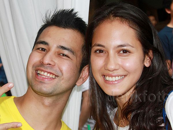 Begini Wajah Polos Pevita Pearce