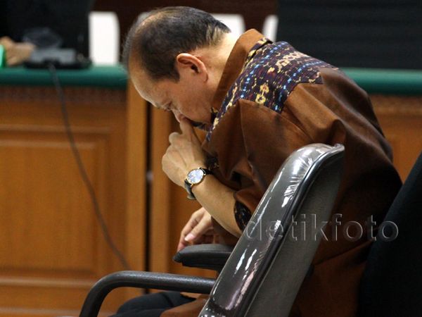 Sutan Bhatoegana Divonis 10 Tahun Penjara