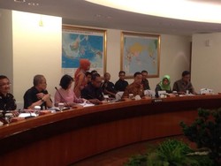 Paparan Ekspor-Impor Perdana, Mendag Lembong: Semua Sektor Turun