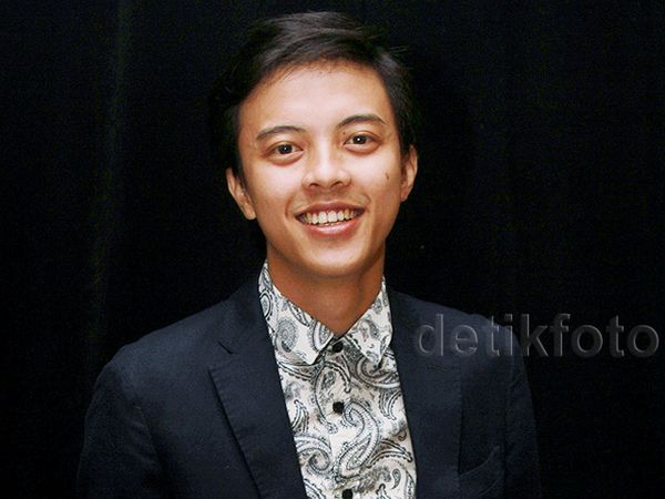 Bisma Bergaya Necis, Keren Nggak Bismaniac?