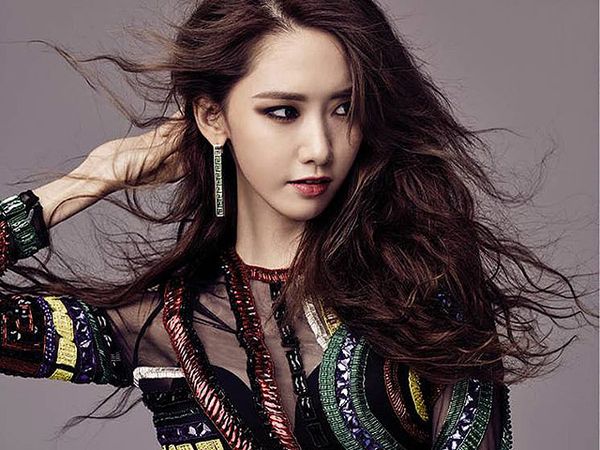 Yoona 'SNSD' Berbaju Menerawang di Majalah, Ini Fotonya!