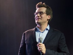 Penulis The Fault in Our Stars Alami Gangguan Psikologis