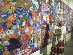 Ada Kiai Hingga Badut Superman di Lukisan Sepanjang 8 Meter Ini